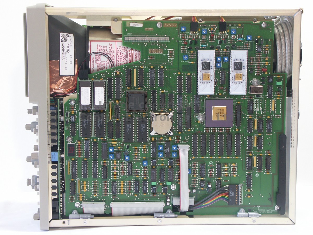 Tektronix 2232 internal view